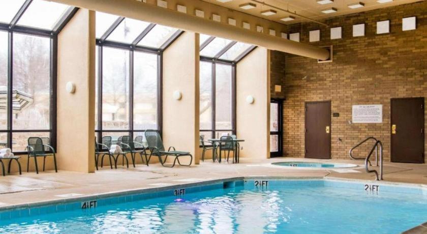 Americinn By Wyndham Memphis East Exterior foto